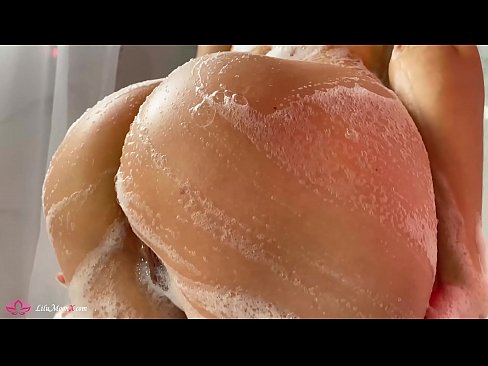 ❤️ Brineta masturbira macu vibratorom do intenzivnog orgazma pod tušem ☑ Seks na hr.teencumpot.ru ️❤